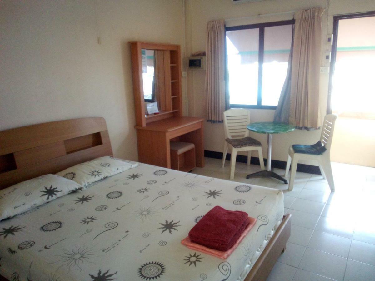 M & A Guesthouse Hua Hin Dış mekan fotoğraf