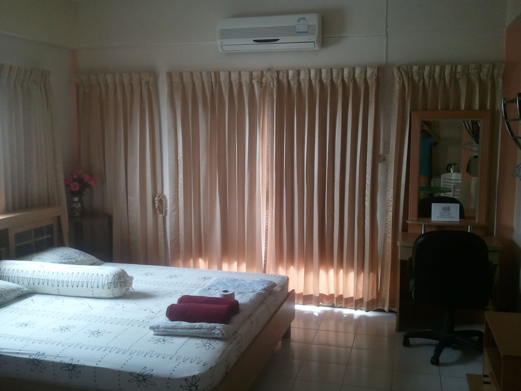 M & A Guesthouse Hua Hin Dış mekan fotoğraf